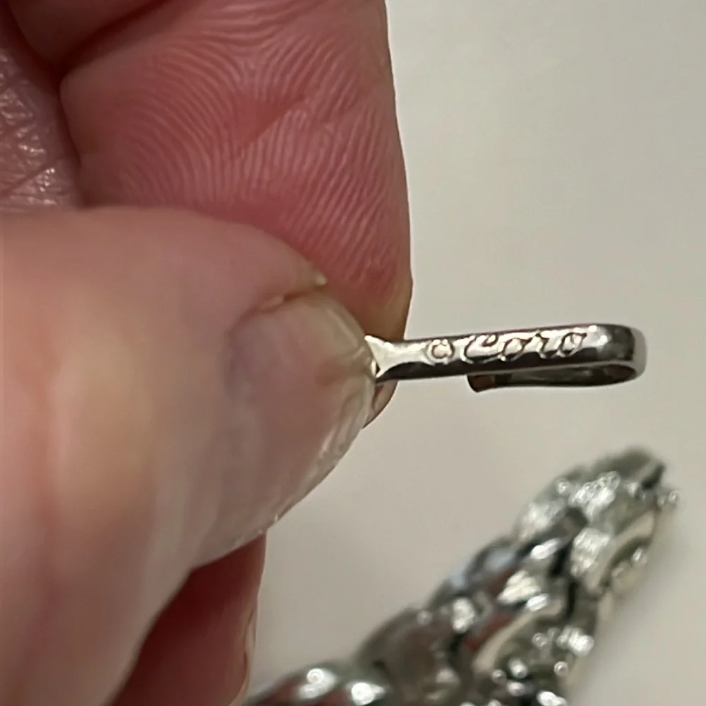Vintage “Coro” brand silver tone necklace. Exc vintage cond. Signed. - Picture 4 of 7